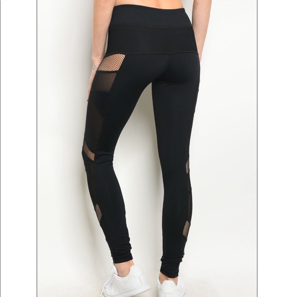 RELISTED-LIKE NEW LISTING Mesh Fitness Leggings - Picture 3 of 6
